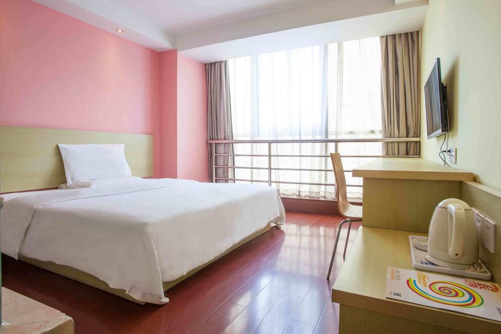 7Days Inn Foshan Qiandeng Lake Nangui Road Subway Station Habitación foto